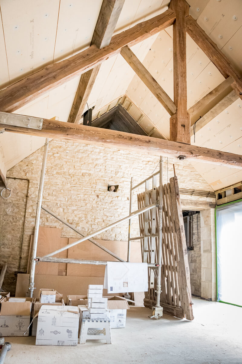 Church View House has now reached a major milestone, with the main residence finished and the clients happily moved in. Attention is now firmly on the garden annex and spa, where progress continues at pace.