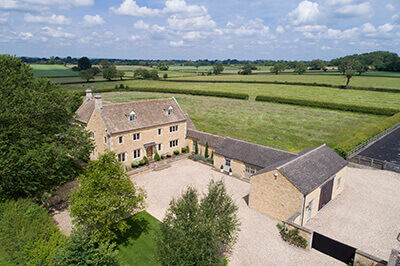 TRADITIONAL COTSWOLD STONE Extension & Renovation